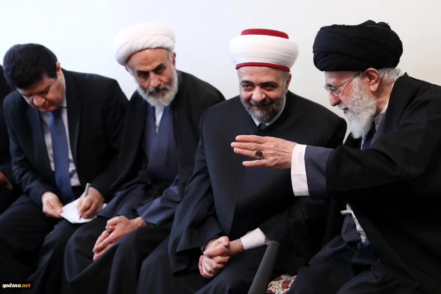 قائد الثورة الإسلامية مخاطباً وزير الأوقاف السوري:

نأمل أن نشهد ذلك اليوم الذي ستصلّون في القدس ولن يكون ذلك اليوم بعيداً
 2