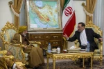 وزير الخارجية العماني بدور ايران في ارساء الاستقرار والامن في المنطقة

شمخاني: ايران وعمان لديهما وجهة نظر مشتركة حيال أزمة اليمن
 2