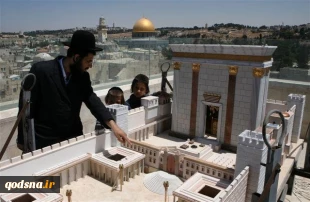 مهمترین تحولات فلسطین در 12 ساعت گذشته؛

تدابیر بی‌سابقه صهیونیستها در آستانه عید پسح در مسجدالاقصی/ مبارزی که  همزمان با سرطان و رژیم صهیونیستی جنگید/ آغاز مانور نظامی گردانهای عزالدین قسام/ بمباران جنوب غزه از سوی جنگنده های صهیونیستی 4