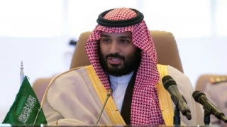 نیویورک تایمز:

ولیعهد عربستان قدس را به عنوان پایتخت اسرائیل به رسمیت خواهد شناخت