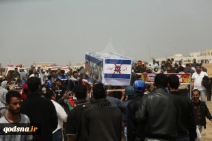 گزارش قدسنا از سومین جمعه بازگشت بزرگ؛

آتش زدن پرچم اشغالگران؛ تابوت زوال اسرائیل بر دوش مردم مبارز  غزه/ انزجار مردم فلسطین از همپیمانی آل سعود وصهیونیست‌ها+تصاویر 2