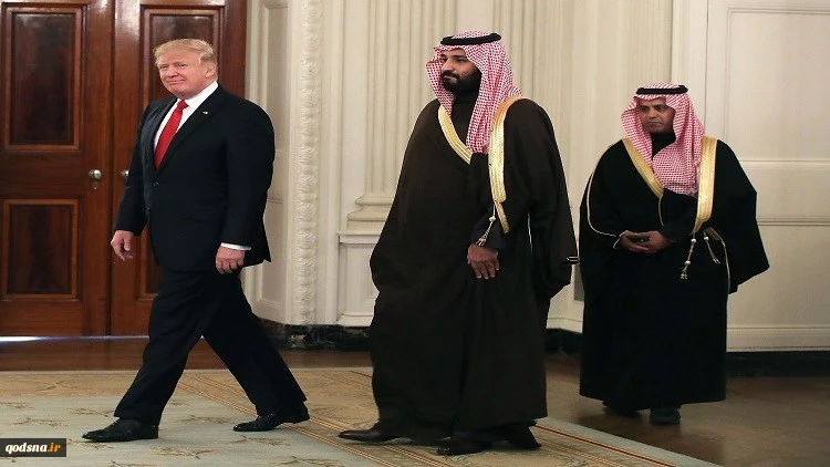 مؤكدا علي أن اموال السعودية شجعت اميركا على قصف سوريا

لاريجاني: بعض الدول الاسلامية وقفت الى جانب إسرائيل وقادة الكفر دعما لجريمة العدوان ضد سوريا
 2
