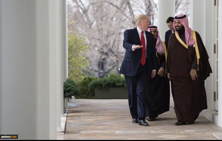 مؤكدا علي أن اموال السعودية شجعت اميركا على قصف سوريا

لاريجاني: بعض الدول الاسلامية وقفت الى جانب إسرائيل وقادة الكفر دعما لجريمة العدوان ضد سوريا 2