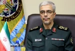 في كلمة له..

اللواء باقري : استراتيجية ايران الدفاعية غير قابلة للتغيير
 2