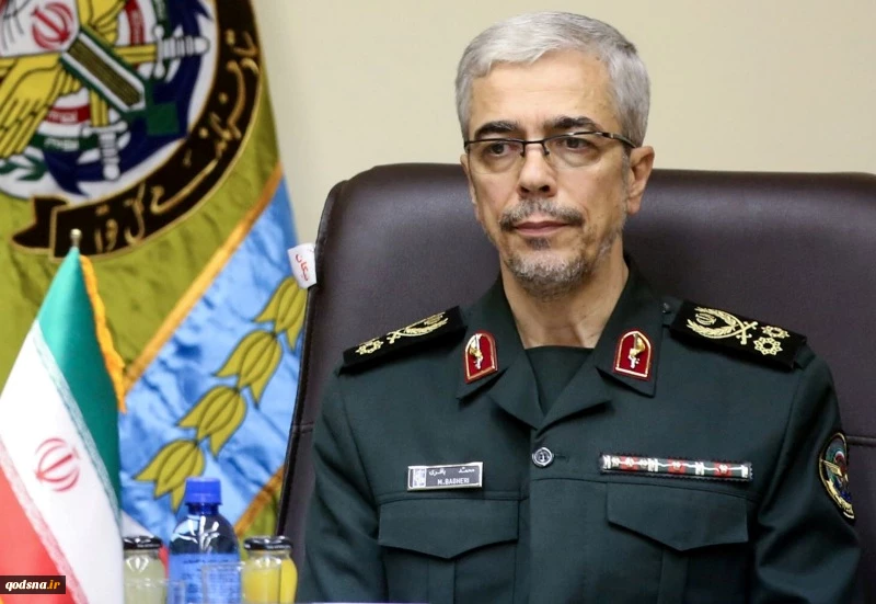 في كلمة له..

اللواء باقري : استراتيجية ايران الدفاعية غير قابلة للتغيير
 2