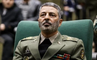فرمانده کل ارتش:

نظام سلطه به سرکردگی آمریکا با انقلاب اسلامی در تقابل مستقیم است