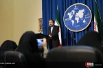 المتحدث باسم الخارجية الايرانية خلال موتمره الصفي الاُسبوعي:

نتانياهو مهرج من الدرجة الثالثة // لا نرد علي الارهابيين والجُناة التي تلطخت أيديهم بدماء الابرياء 2