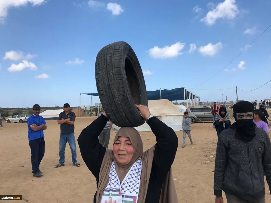 عشية الذكرى الـ70 للنكبة ..

"فلسطين" تنتفض اليوم رفضاً لقرار نقل السفارة..والشعب الفلسطيني يحارب وحيداً

 2