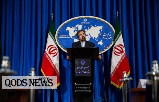 الدعم الايراني لسوريا هو بناء علي طلب حكومة ذلك البلد، والهدف محاربة الإرهاب

الخارجية الإيرانية: من عليهم مغادرة سوريا هم الذين دخلوا الي هذا البلد دون إذن من حكومتها 2