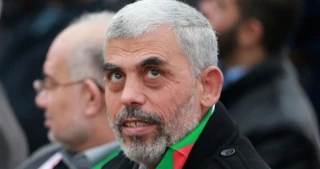 یحیی سنوار:

هیچ توافقی با قاهره برای اتمام راهپیمایی بازگشت انجام نگرفته است