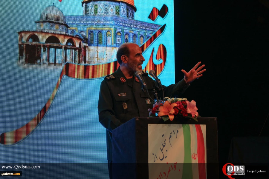 مساعد قائد التعبئة خلال حفل تكريم الرياضيين الداعمين للشعب الفلسطيني:

ابطال الرياضة الايرانيين عملوا من أجل ايصال صوت الشعب الفلسطيني المظلوم إلي اسماع العالم

 2