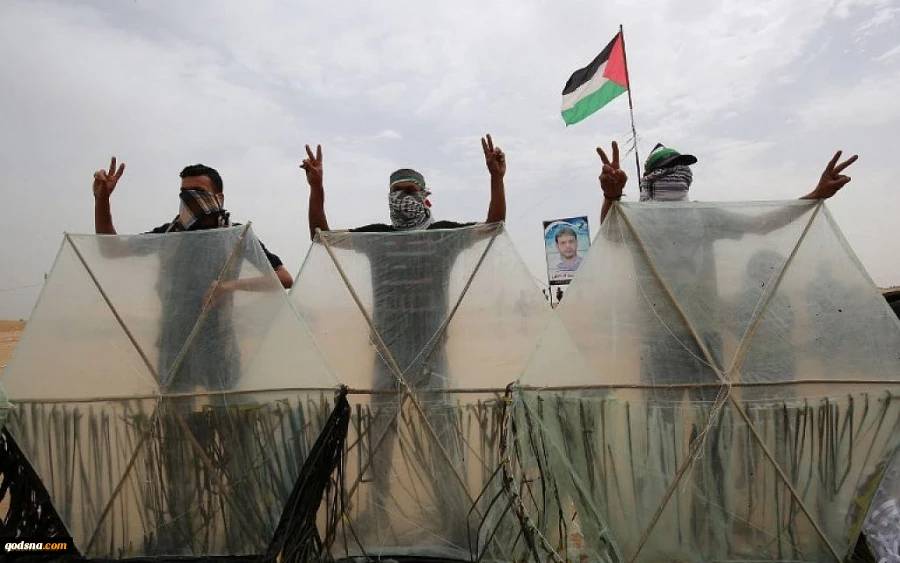 Israel Kurang Mampu Bertahan Diri dari Serangan Layang-layang Api Rakyat Palestina/ Album2 12