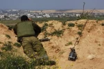 لأي غرض؟ 

الاحتلال ينشر جنود احتياط في محيط قطاع غزة 

 2