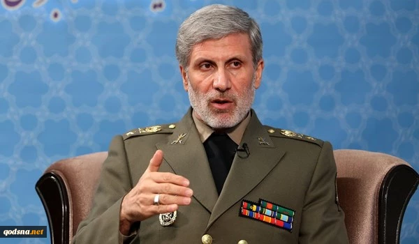 في كلمة له خلال المؤتمر الثالث عشر للجغرافيا الايرانية

وزير الدفاع الايراني: محاولات اميركا المستمرة لتقسيم المنطقة ستبقيها في دوامة صراعات 
 2