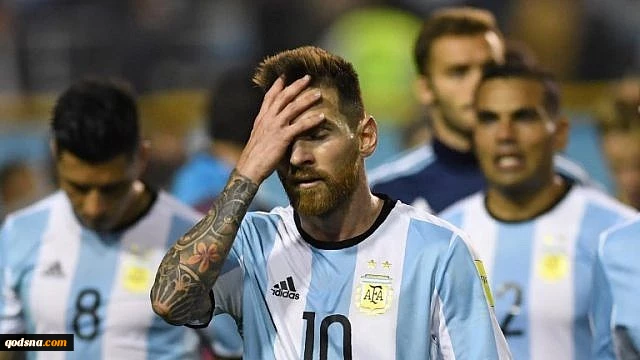 خسارة ميسي ورفاقه والأداء الضعيف عموماً للمنتخب الأرجنتيني بسبب إلغاء الرحلة إلى الاراضي المحتلة..

الإسرائيليون يربطون خسارة الأرجنتين بـ "لعنة القدس"!
 2