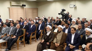 رهبر معظم انقلاب اسلامی در دیدار رئیس و مسئولان قوه قضائیه:
 2