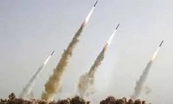 گروه‌های فلسطینی طی بیانیه ای؛

مسئولیت شلیک موشک به سمت پایگاه‌های صهیونیستی را بر عهده گرفتند/پشت سر ملت فلسطین، یک مقاومت متحد حضور دارد که‌ آماده پاسخ فوری به هر تجاوزی را دارد