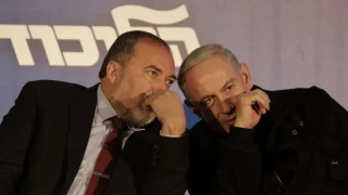 Prakarsa "Kesepakatan Abad" Sulut Friksi Pejabat Israel