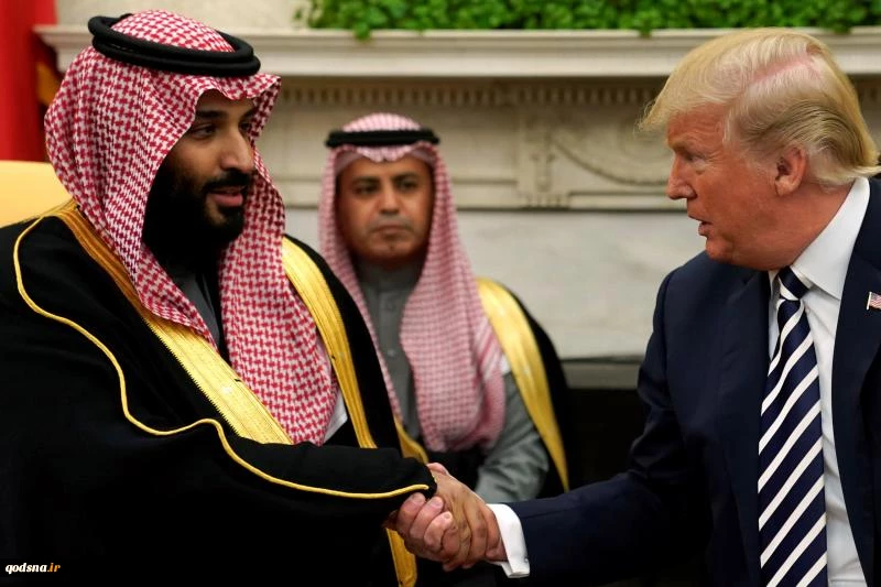 دعا إلى افتتاح سفارة إسرائيلية في السعودية

كاتب سعودي: نعم لسفارة إسرائيلية وولي العهد قد يزور "إسرائيل"

 2