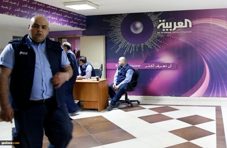 بسبب ترويجها لرواية الاحتلال الإسرائيلي الغاصب للأرض الفلسطينية ومقدساتها

إعلاميون يطالبون بموقف حاسم ضد "قناة العربية"
 2