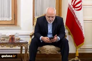 توئیت ظریف از کلمبو:

عازم سنگاپور برای امضای پیمان مودت با اتحادیه آ.سه.آن هستم