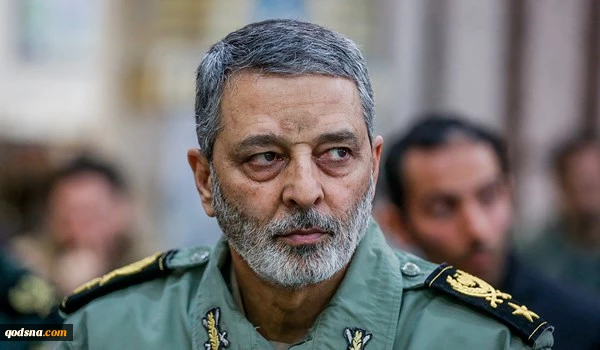 قائد الجيش الإيراني: التواجد المفيد لإيران في سوريا أدى إلى غضب الأعداء وانفعالهم

 2
