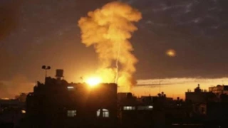 Jet Tempur Israel kembali Serang Jalur Gaza