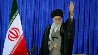 Rahbar: Kami tidak Akan Berunding dengan Amerika !