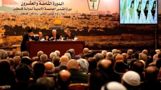 استقبال حماس از تحریم نشست شورای مرکزی توسط گروههای فلسطینی؛

حسام بدران: جبهه دموکراتیک موضعی مهم و شجاعانه اتخاذ کرد
