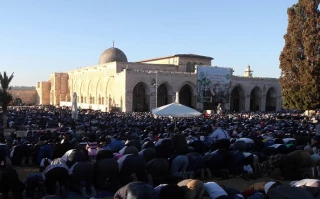 منابع خبری فلسطینی گزارش دادند:

اقامه نماز جمعه توسط هزاران تَن از شهروندان فلسطینی در مسجدالاقصی