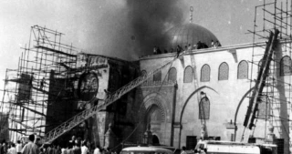 بیانیه حماس  در سالروز به آتش کشیدن مسجدالاقصی از سوی صهیونیستها؛

مقاومت دست از تلاش برای آزادی فلسطین و مقدسات اسلامی نمی‌کشد