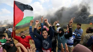Ratusan Demonstran Palestina Terluka di Perbatasan