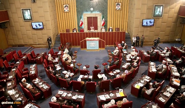في البيان الختامي

 مجلس خبراء القيادة يؤكد على استمرار مقارعة اميركا والصهيونية العالمية

 2