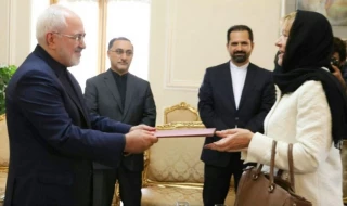 سفرای جدید قطر، بلژیک و هلند رونوشت استوارنامه‌شان را تسلیم ظریف کردند