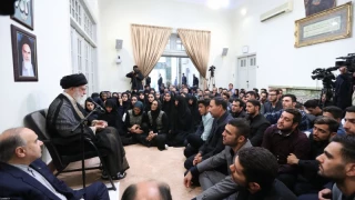 Rahbar: Kami akan Beri Hukuman Berat kepada Pelaku Teror di Ahvaz