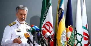 ریس ستاد و معاون هماهنگ‌کننده ارتش در جمع خبرنگاران: 

همه تجهیزات نظامی را خودمان تامین می کنیم