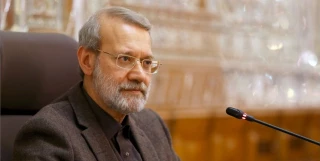 لاریجانی در دیدار رئیس کمیته روابط خارجی و دفاع ملی مجلس برزیل:

 مبارزه آمریکا در حوزه تروریسم صادقانه نیست/  ترامپ فکر می کرد با زدن زیر میز توافق هسته ای می تواند ایران را بهم بریزد