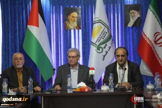 A session titled as “Role of Poetry and Literature in Resistance” was convened today at Qodsna HQ