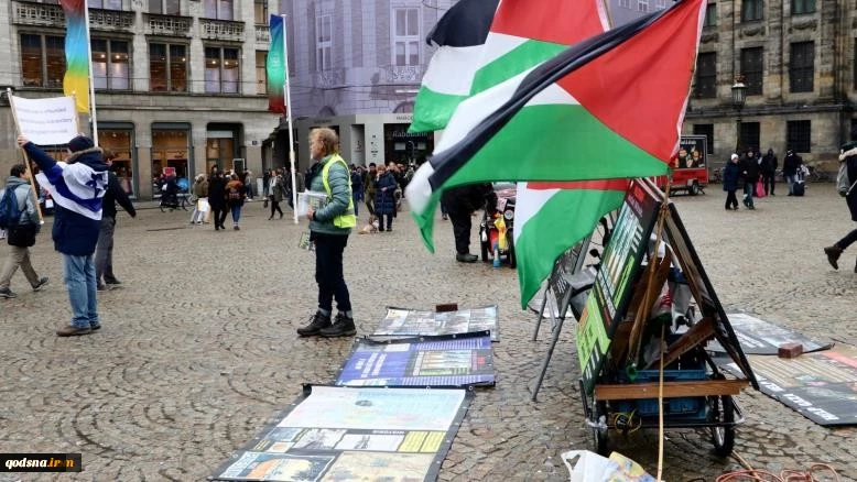 Dutch activist stages solitary protests weekly against Israeli persecution 2