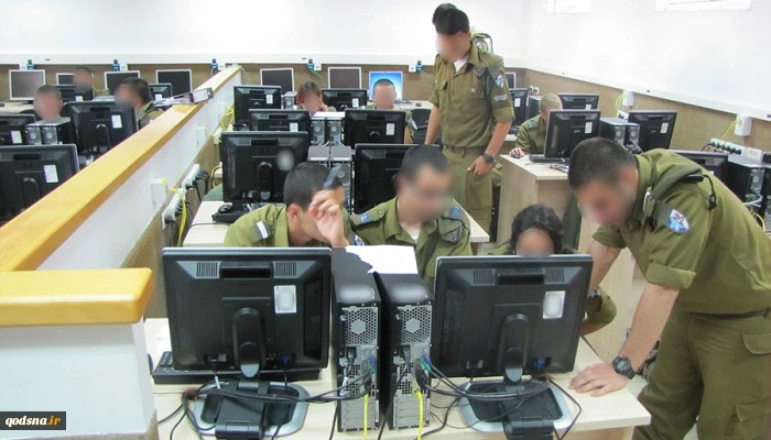 العمليات الأخيرة لم يقم بها أفراد بشكل تلقائي، إنما "خلايا محليّة"

انتقادات واسعة للاستخبارات الإسرائيليّة بسبب عمليات الضفة الغربية 
 2