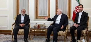 وزیر امور خارجه:

 آنهایی که به حمایت صهیونیست‌ها و آمریکا دل بسته‌اند به جهان اسلام بازگردند