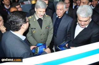 همزمان با افتتاحیه دو نمایشگاه فناوری صورت گرفت

رونمایی از ۶ تجهیز آزمایشگاهی با حضور وزیر دفاع