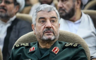 فرمانده کل سپاه خطاب به نتانیاهو:

ایران مستشاران و تجهیزات نظامی خود را در سوریه حفظ خواهد کرد/ بترسید از روزی که موشک های نقطه زن ایران غرش کنان بر سرتان فرود آید