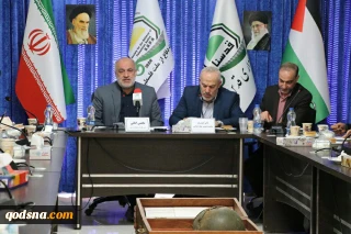 در میزگرد «چهل سالگی انقلاب اسلامی، استراتژی های منطقه ای، دستاوردها و نتایج» عنوان شد؛

ابوشریف: حمایت های انقلاب اسلامی از گروههای مقاومتی باعث انحصار اهداف توسعه طلبانه رژیم صهیونیستی شد/ امانی: روند مقابله با انقلاب اسلامی با جنگ تحمیلی آغاز و همچنان ادامه دارد