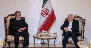 وزیر خارجه ایران در دیدار با دبیر کل جهاد اسلامی در بیروت:

جمهوری اسلامی ایران به حمایت از گروههای مقاومتی ادامه می‎دهد