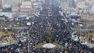 Iranians rally to support Islamic Revolution on 40th anniversary