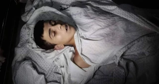 منابع فلسطینی خبر دادند: 

مشارکت گسترده در چهل و هشتمین راهپیمایی بازگشت/ یک نوجوان فلسطینی شهید و 41 نفر دیگر زخمی شدند/ راهپیمایی بازگشت هفته آینده جمعه باب الرحمه نام گرفت