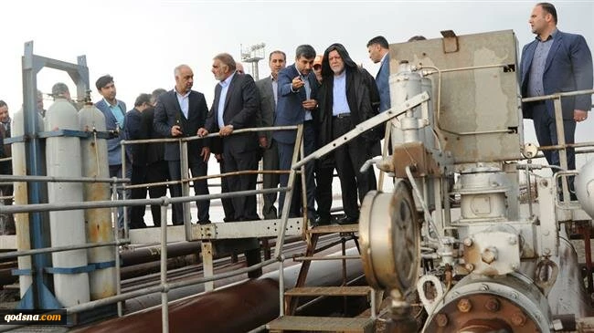 Iran cuts oil output in some areas to save flood-hit people
 2