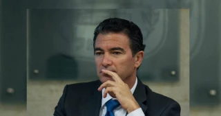 پرده جدیدی از همکاری امنیتی  امارات و رژیم صهیونیستی فاش شد؛

سازمان جاسوسی اسرائیل با مقامات اماراتی برای برگزاری نمایشگاه 2020 همکاری می کند/ رئیس موساد طی تماس تلفنی با مسئولان اماراتی از روابط گرم و دوستانه با آنان خبر داد
