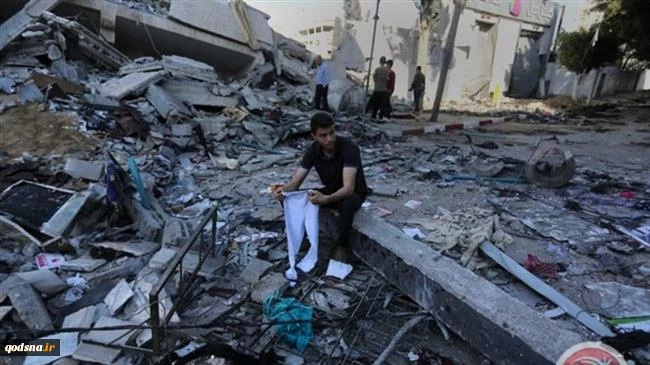 Gaza under attack 10